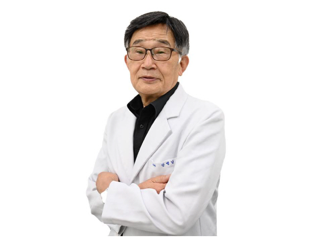 강병남 안과 과장