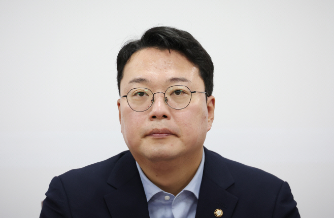 회의 참석한 천하람 원내대표