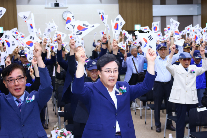 1.(사진)6.25기념식(2)