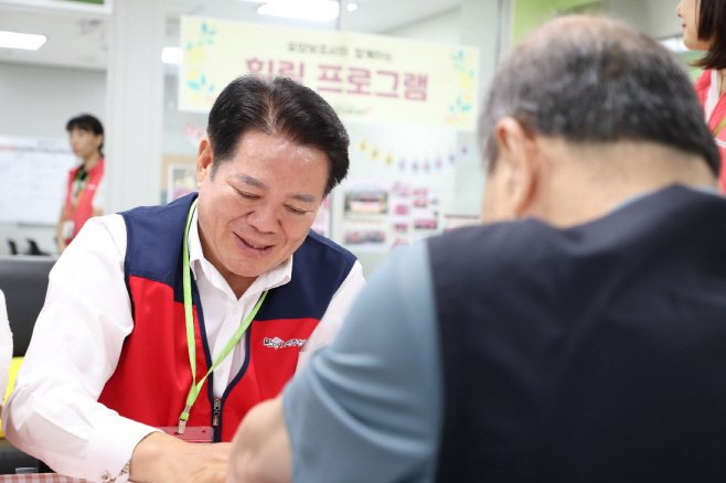 요양보호사 업무 체험 사진1(7월1일 만안노인주간보호센터)