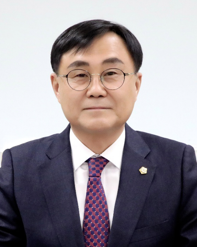 박일 의장