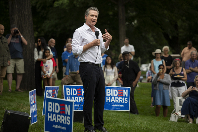 US-CALIFORNIA-GOVERNOR-NEWSOM-CAMPAIGNS-FOR-PRESIDENT-BIDEN-IN-M