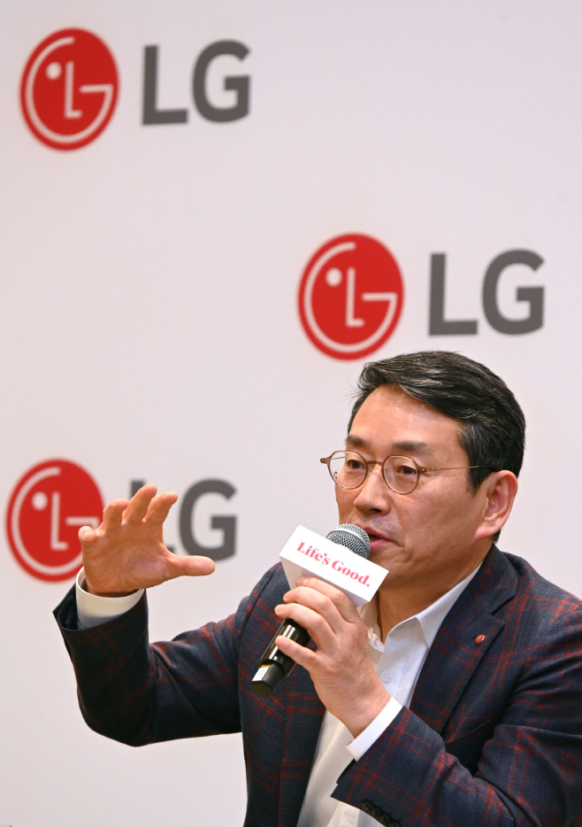 [사진] LG전자 조주완 CEO 기자간담회