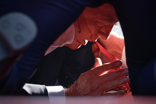 US-DONALD-TRUMP-HOLDS-A-CAMPAIGN-RALLY-IN-BUTLER,-PENNSYLVANIA