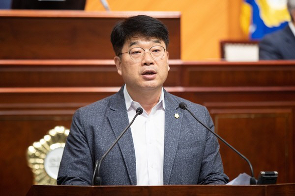 서동완