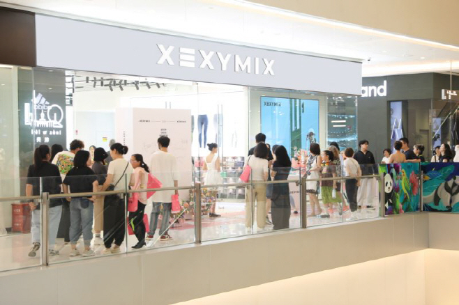 [사진자료]1. 브랜드엑스코퍼레이션 , 톈진매장 개소식 현장(1)