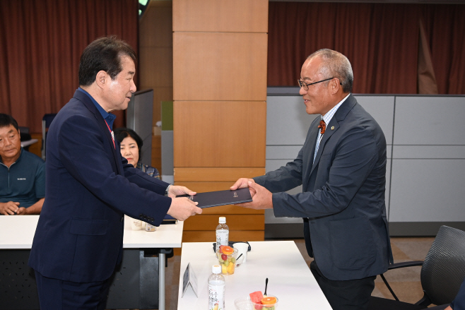 김천시, 고독사 예방 게이트키퍼 행복기동대 위촉식 개최 (2)