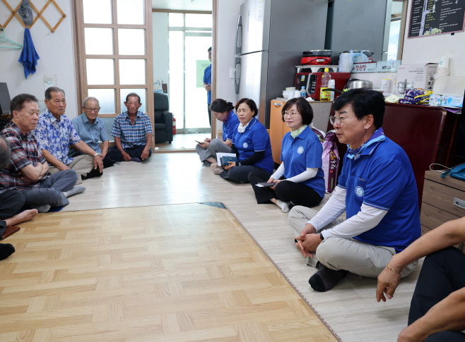 경로당 무더위쉼터 방문