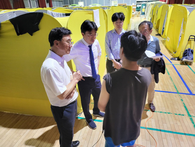임시주거시설_피해주민_의견경청중