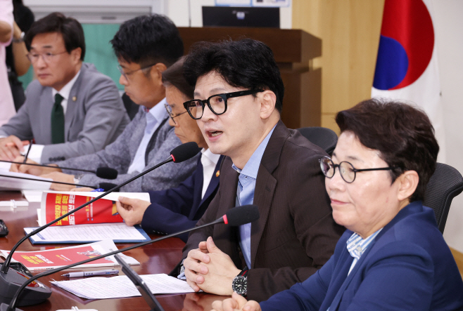 발언하는 한동훈 대표<YONHAP NO-4253>