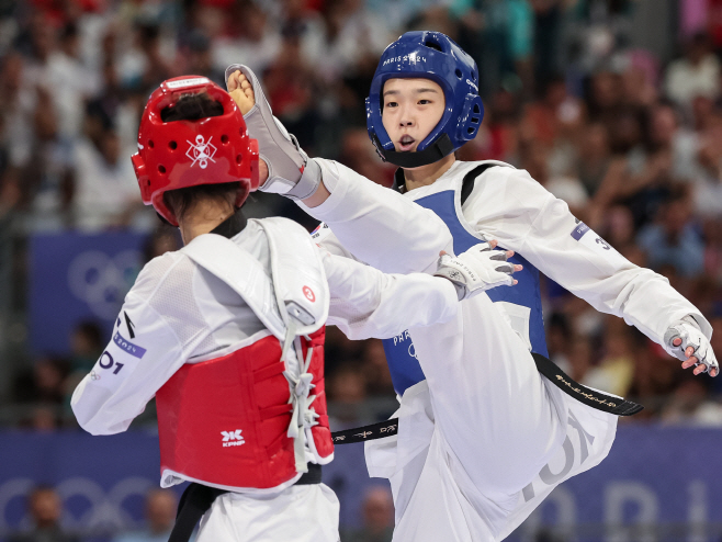 김유진, '세계랭킹 1위'에 굴하지 않고 공격