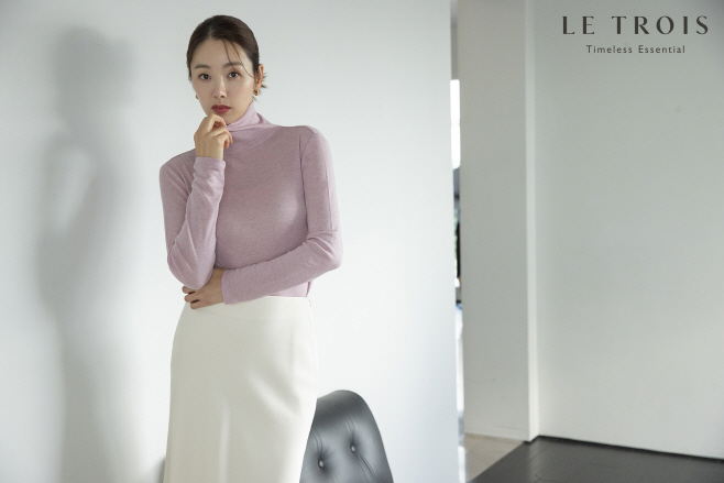 KT알파 르투아 모델 배우 소이현