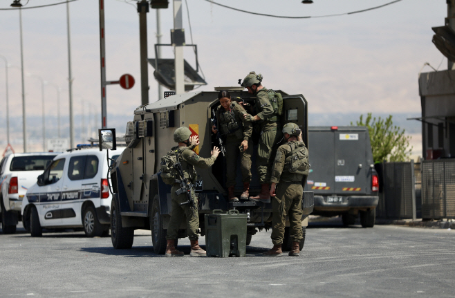 MIDEAST-WEST BANK-JORDAN-BORDER CROSSING-SHOOTING