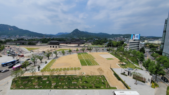 1. 의정부지 역사유적광장 전경(주간)