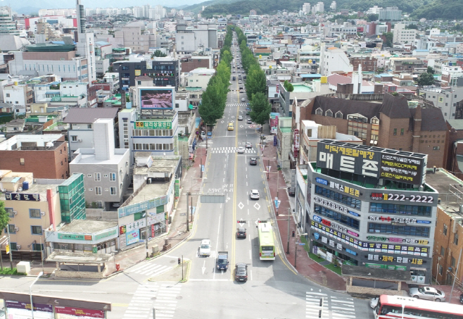 전주시 중심도로 충경로, 걷고 싶은 길로 변신! (정비 전)