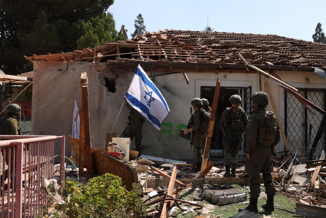 ISRAEL-SAFED-HEZBOLLAH-ROCKET-ATTACK