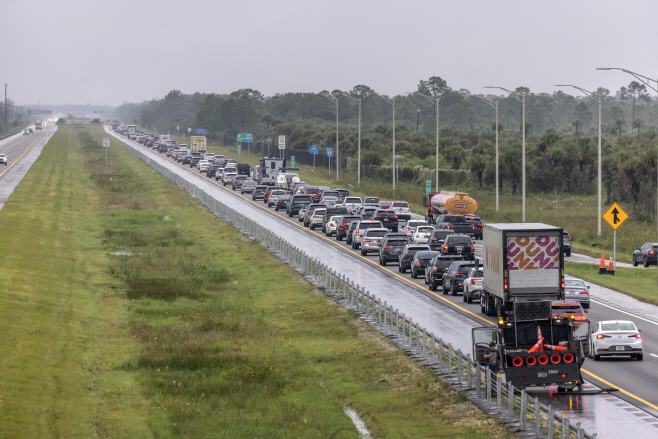 epaselect USA HURRICANE MILTON <YONHAP NO-3607> (EPA)