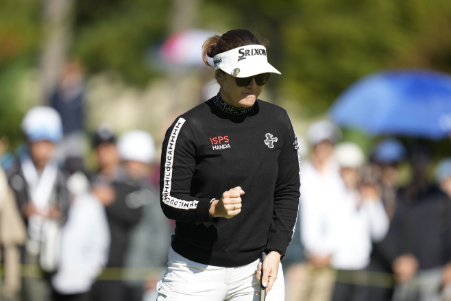 South Korea LPGA Golf <YONHAP NO-4502> (AP)