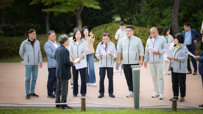 김해시의회 사회산업위원회 현장방문(대성동고분군)01