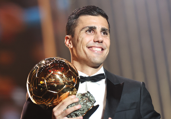 (SP)FRANCE-PARIS-FOOTBALL-BALLON D'OR CEREMONY