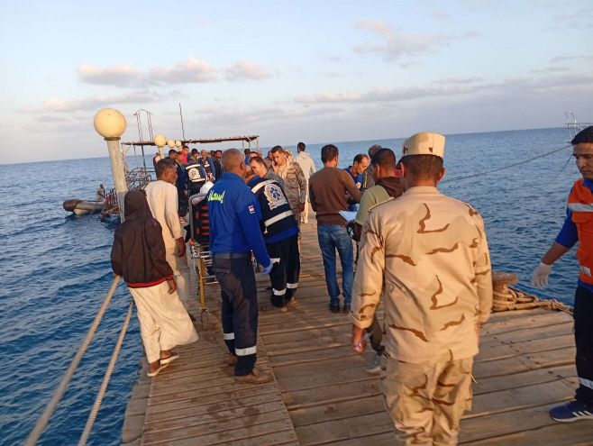 EGYPT-MARSA ALAM-RED SEA-BOAT-SINKING<YONHAP NO-0964>