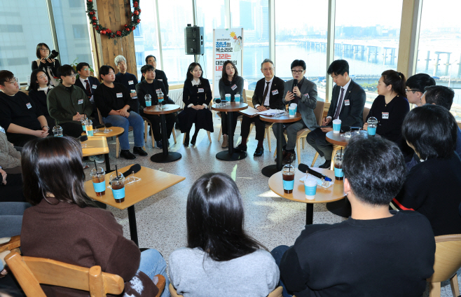 정책 토크콘서트서 발언하는 한동훈 대표<YONHAP NO-2588>