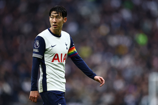 FBL-ENG-PR-TOTTENHAM-FULHAM <YONHAP NO-5406> (AFP)