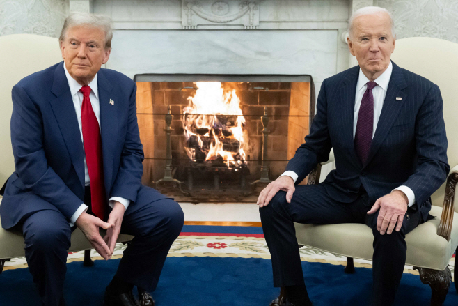 US-POLITICS-TRUMP-BIDEN <YONHAP NO-0722> (AFP)