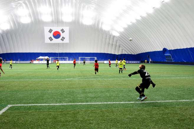 경주 스마트에어돔 축구장. 경주시