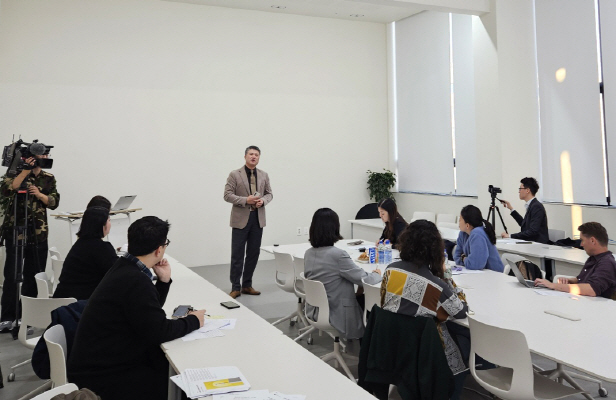 마녀공장, 중소벤처기업부·고용노동부 주관 ‘일·가정 양립 우수기업’ 외신 기자 초청 프레스투어 진행