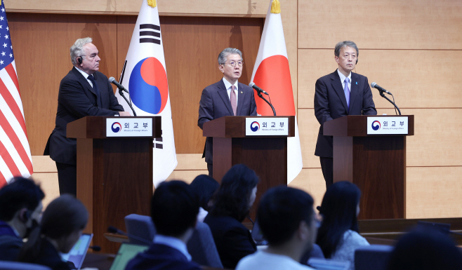 한미일 외교차관 합동 기자회견