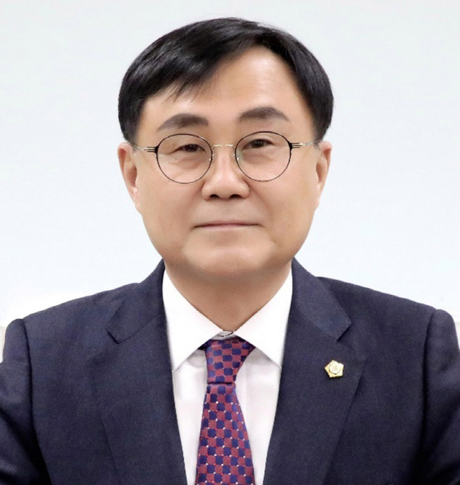 박일 의장