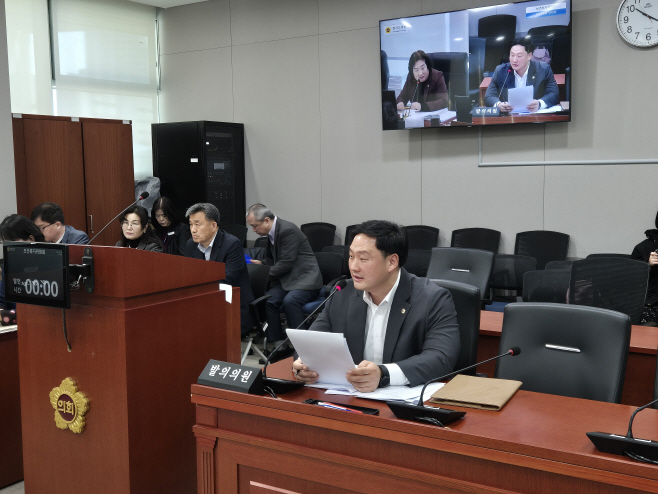 고준호 의원 대표발의한 미등록 경로당 지원 조례 본회의 통과