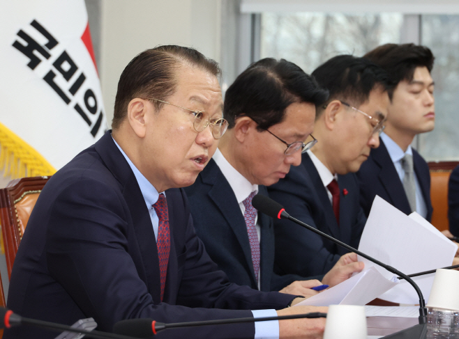 발언하는 권영세 비상대책위원장<YONHAP NO-2082>