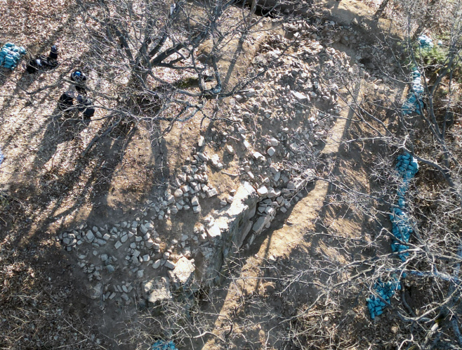 봉산산성 2트렌치_0115 함안군 아라가야 왕궁 배후산성 함안 봉산산성의 가치 밝힌다