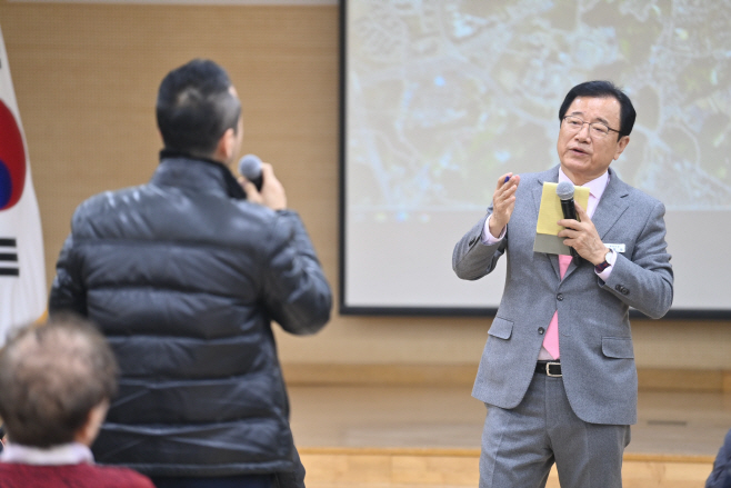 (사진2)이현재 하남시장, 덕풍3동 주민과의 대화서 “교통·보행 편의 증진에 최선”