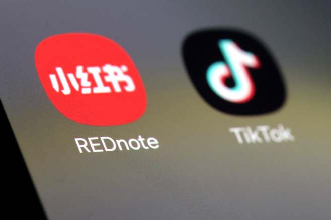 USA-CHINA/TIKTOK-REDNOTE <YONHAP NO-6952> (REUTERS)