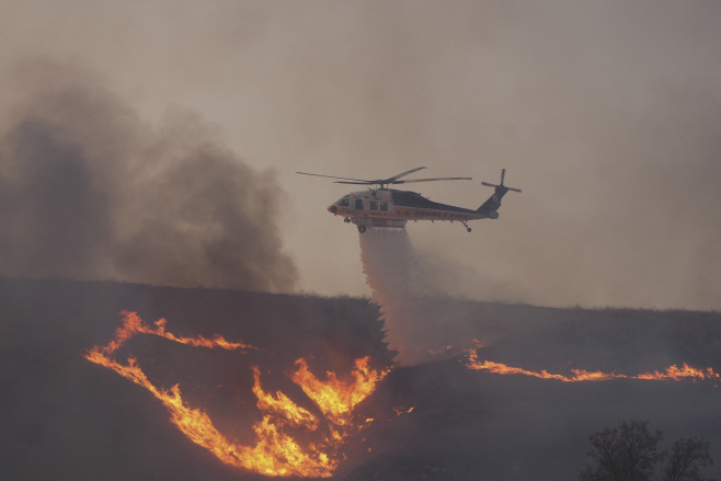 California Wildfires <YONHAP NO-4291> (AP)