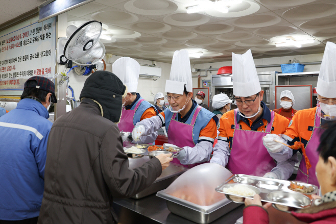 (1)배식봉사_설 장보기행사