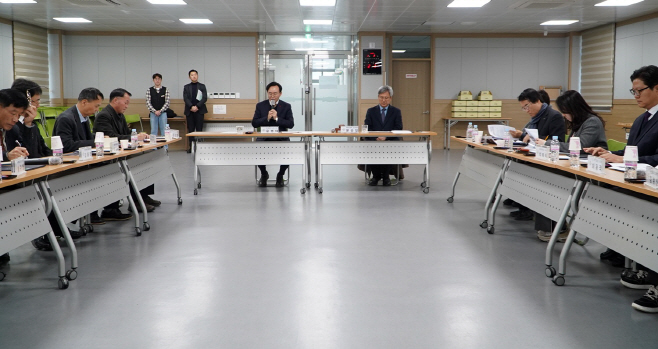 자문위원회