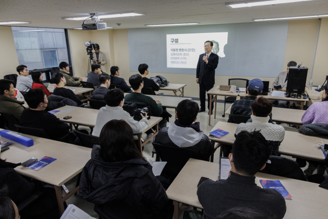 석동현 변호사, 윤 대통령을 위한 '국민변호인단