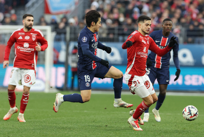 FBL-FRA-LIGUE1-BREST-PSG