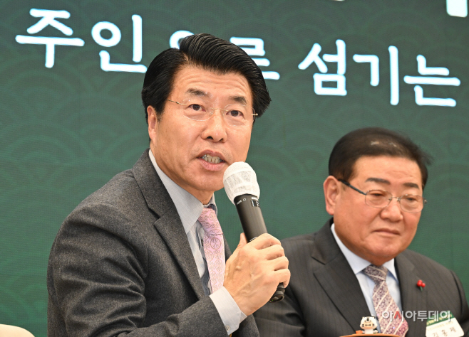 서강석 송파구청장은 지금