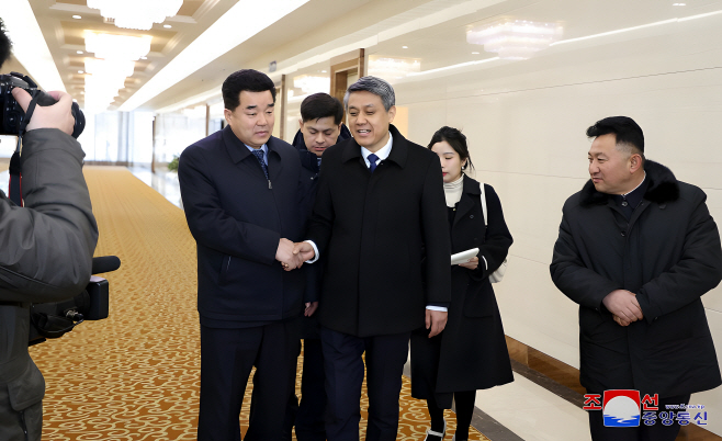 북한 올림픽위원회 대표단, 중국 동계아시안게임 참가차 출국