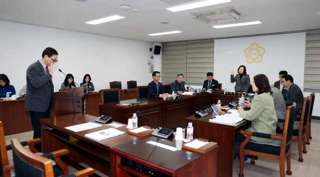 20250212 진안군의회, 인사청문회 실시ff