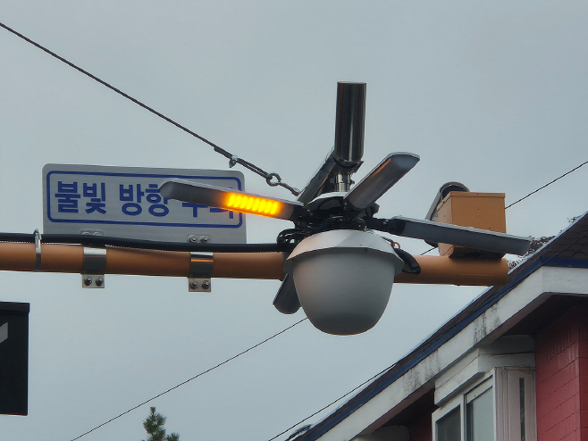 사진1) 양천구 골목길 방향주의 알림이 작동 사진