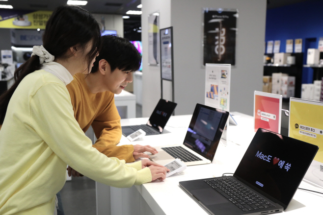 이마트 용산점 디지털 가전 매장 사진컷