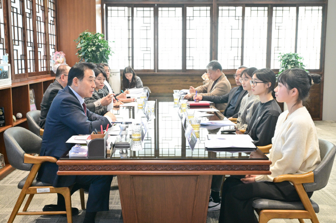 1-1 “청소년의 생각으로 포천의 미래를 바꾸다”...포천시, 포천고등학교 학생 정책 제안 간담회 성료