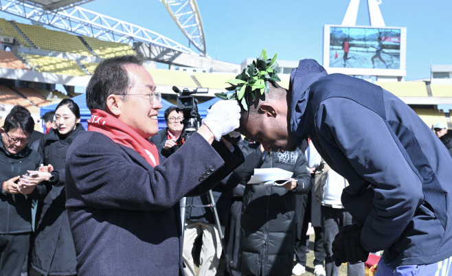 2025.02.23 2025 대구마라톤대회 개회식 및 시상 개최(대구스타디움 일원) (9)