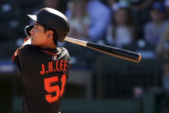 Giants Rangers Spring Baseball <YONHAP NO-5024> (AP)